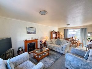 Photo 18- click for photo gallery